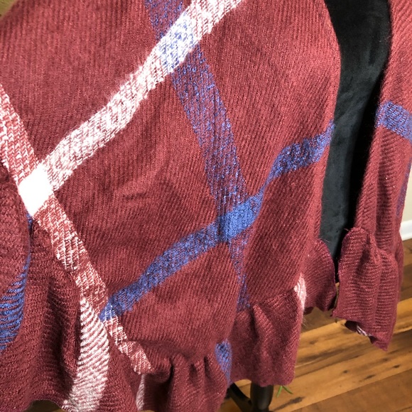 Francesca Robin Ruffle Hem Ruana Plaid Burgundy Blue White Wrap - Picture 3 of 7